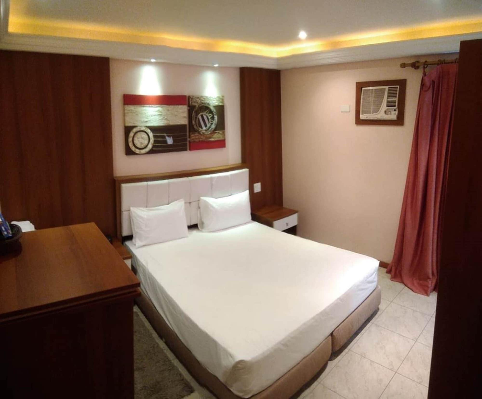 Hotel Luni เซาเปาโล ภายนอก รูปภาพ