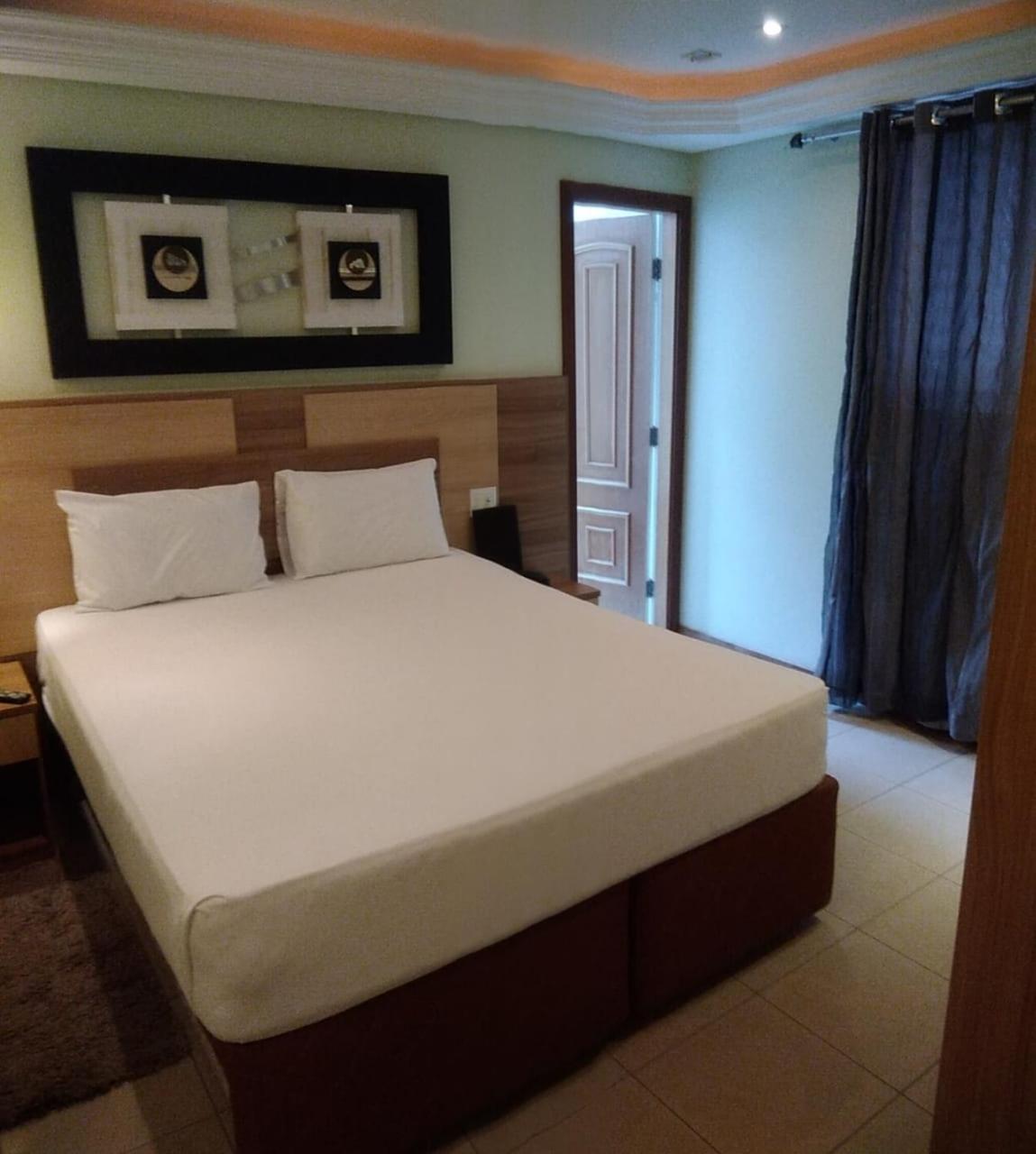 Hotel Luni เซาเปาโล ภายนอก รูปภาพ
